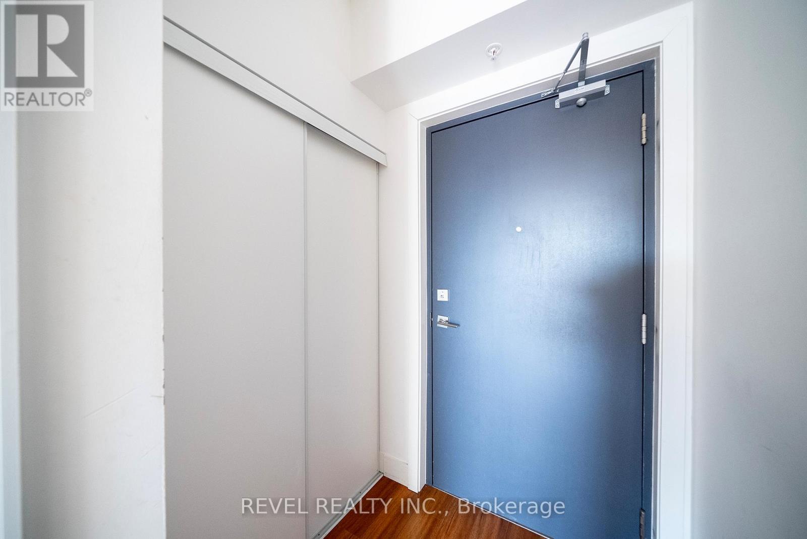 413 - 1 Wellington Street, Brantford, Ontario  N3T 2L3 - Photo 5 - X12041364