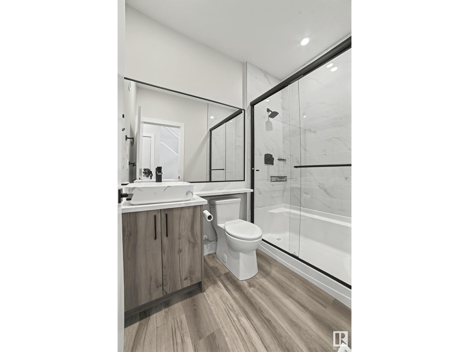Property at 5805 PELERIN CR image 2