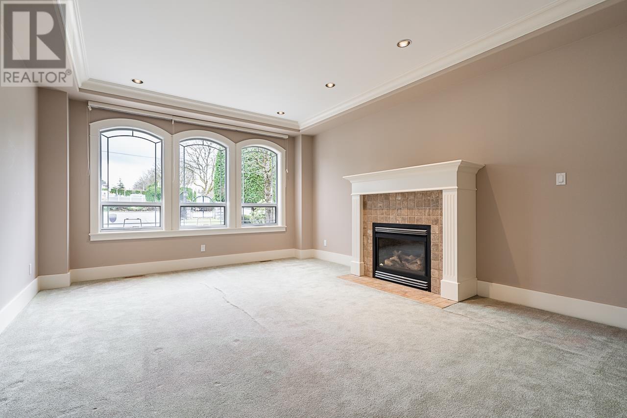 3685 Phillips Avenue, Burnaby, British Columbia  V5A 2W8 - Photo 13 - R2981916