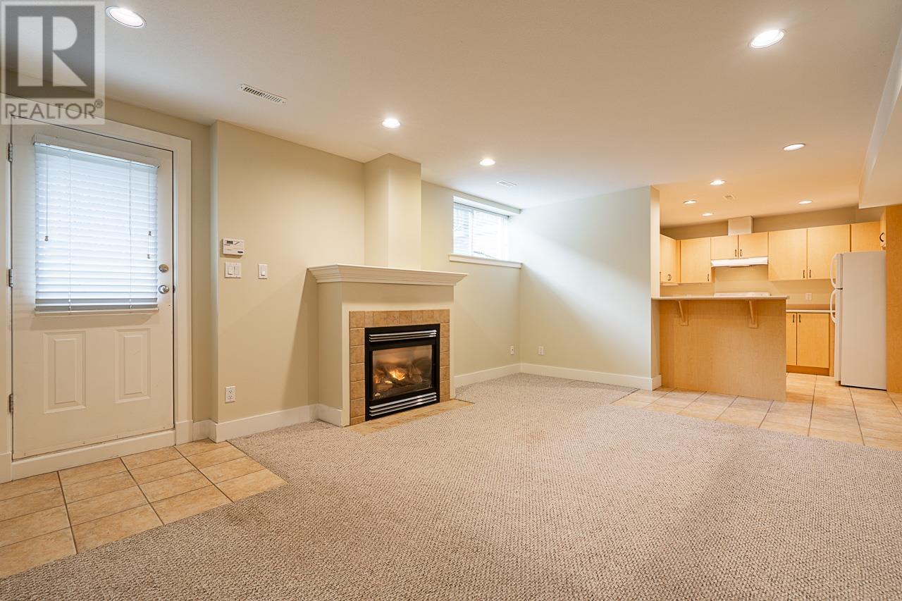 3685 Phillips Avenue, Burnaby, British Columbia  V5A 2W8 - Photo 31 - R2981916