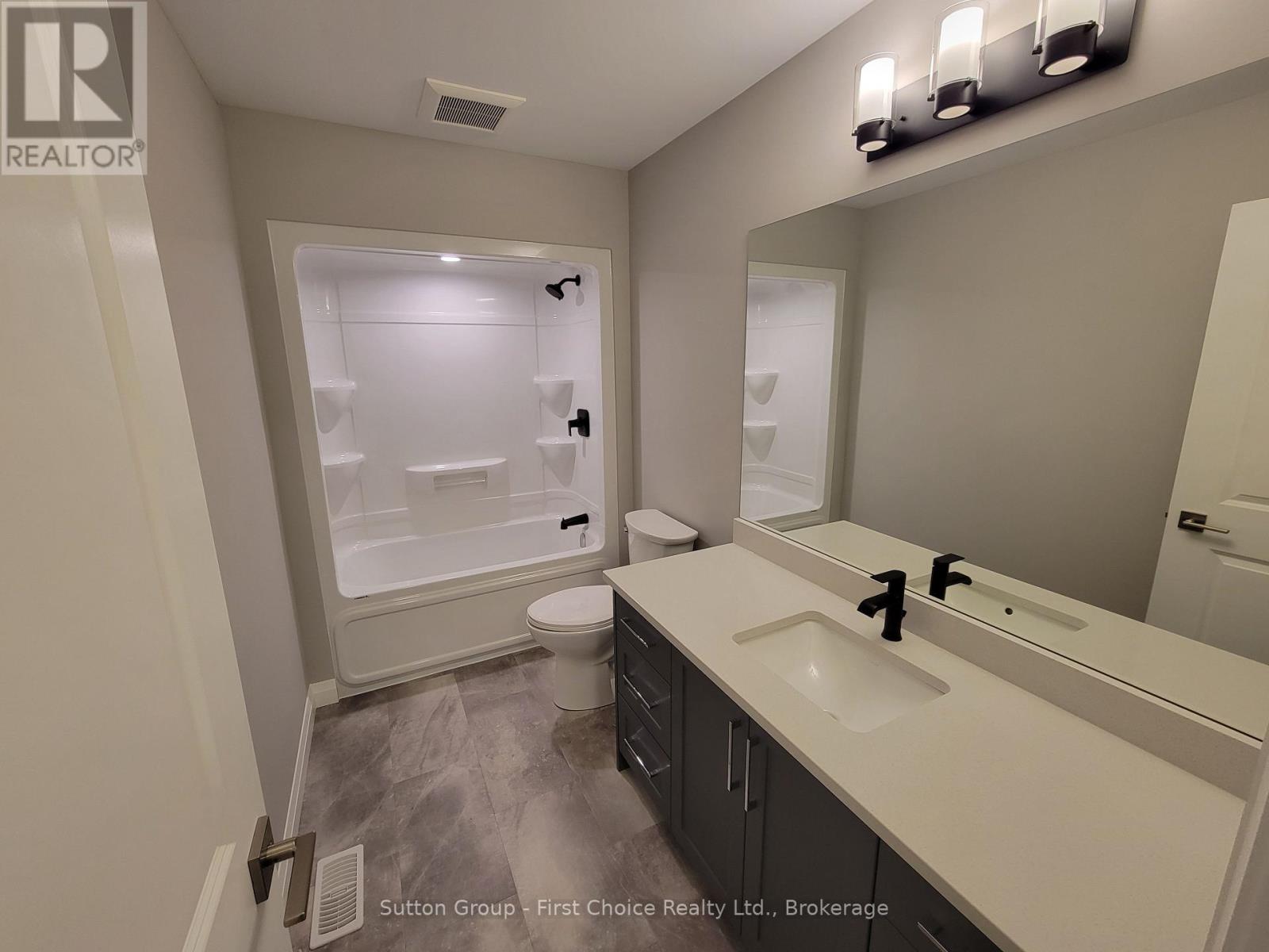 549 Albert Street, South Huron, Ontario  N0M 1S1 - Photo 17 - X12041463