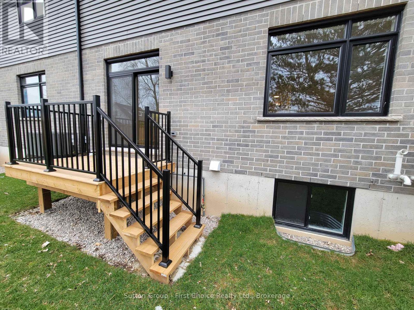 549 Albert Street, South Huron, Ontario  N0M 1S1 - Photo 19 - X12041463