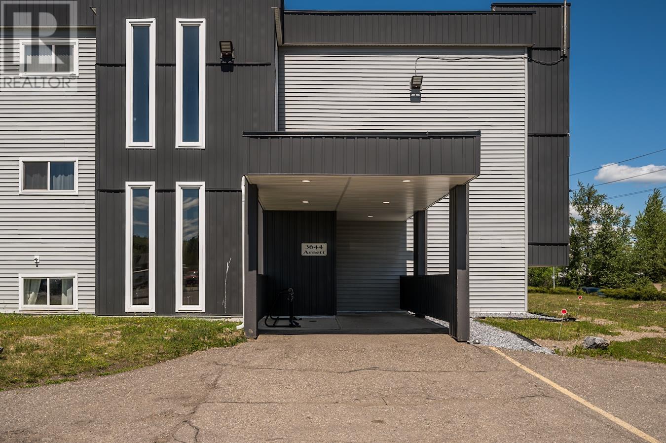 Property at 109 3644 ARNETT AVENUE image 1