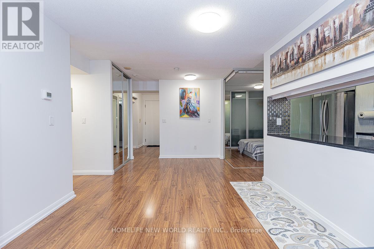 1050 - 111 Elizabeth Street, Toronto, Ontario  M5G 1P7 - Photo 10 - C12041460