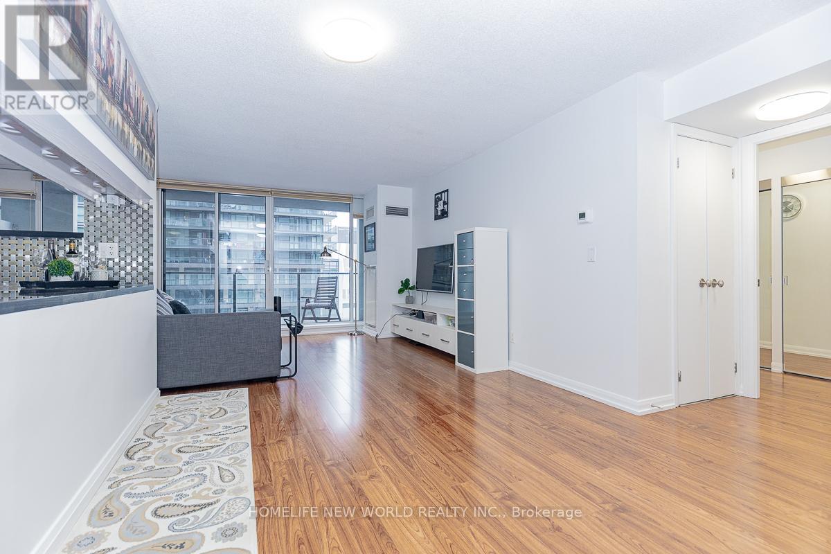 1050 - 111 Elizabeth Street, Toronto, Ontario  M5G 1P7 - Photo 12 - C12041460