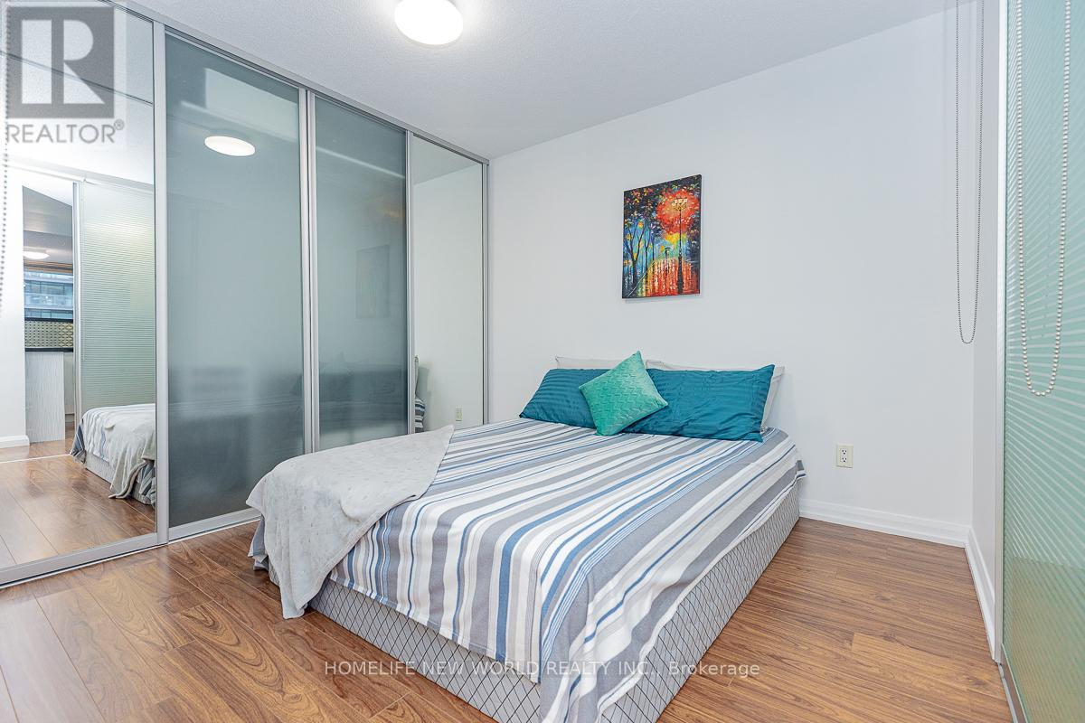 1050 - 111 Elizabeth Street, Toronto, Ontario  M5G 1P7 - Photo 19 - C12041460