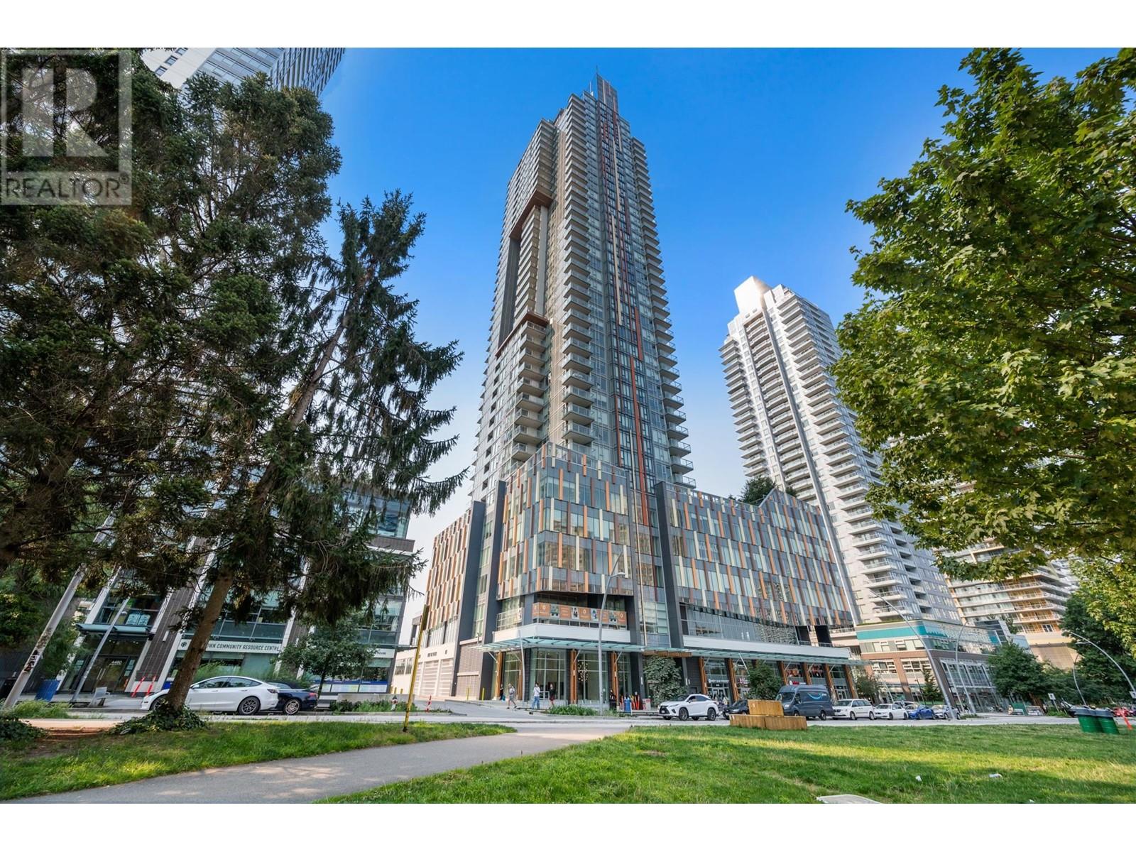 1402 4458 Beresford Street, Burnaby, British Columbia  V5H 0J1 - Photo 1 - R2978036