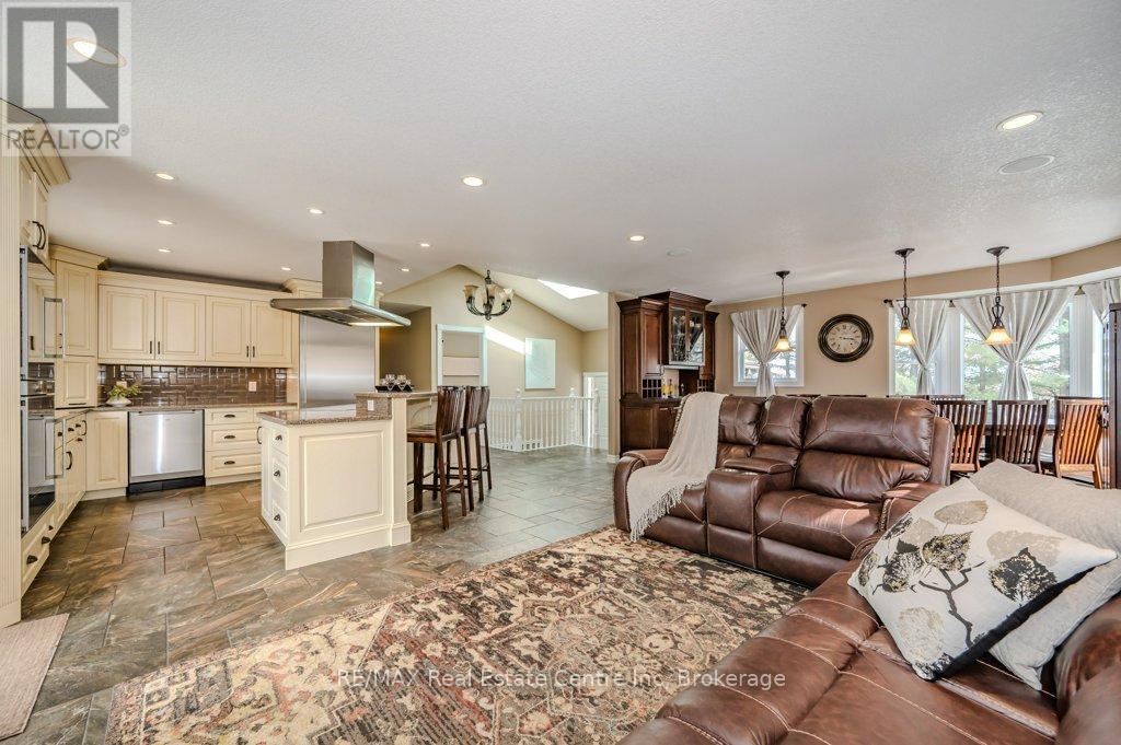 6954 Fife Road, Guelph/eramosa, Ontario  N1H 6J4 - Photo 11 - X12041486