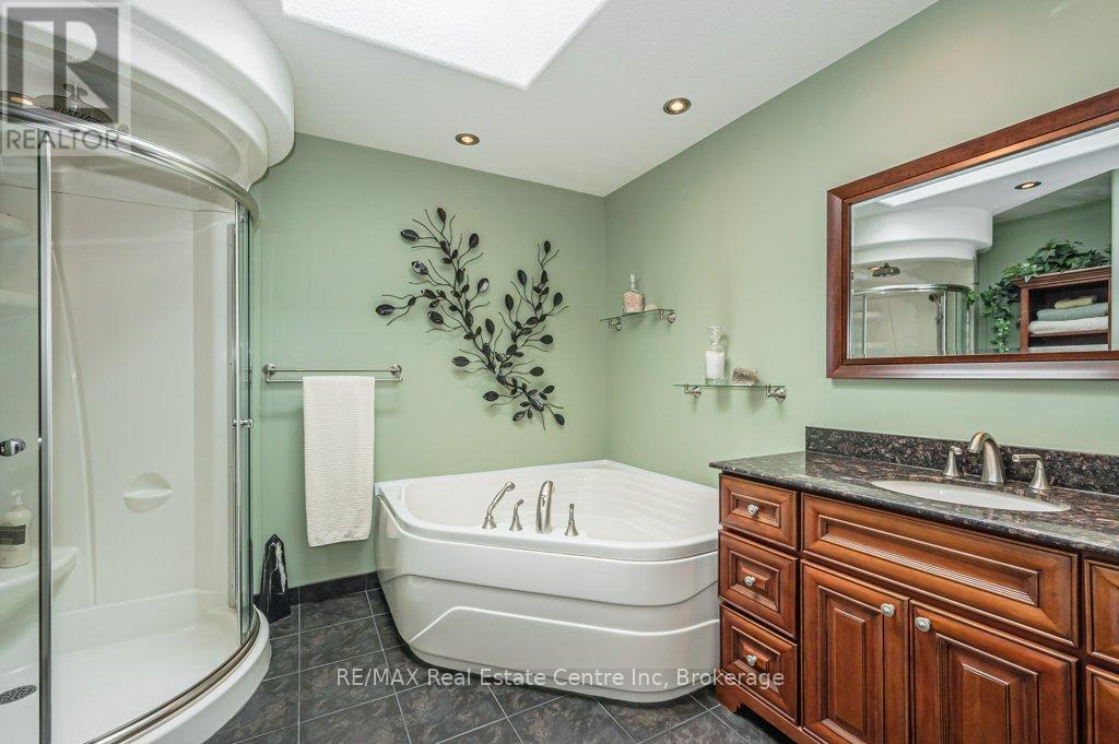 6954 Fife Road, Guelph/eramosa, Ontario  N1H 6J4 - Photo 15 - X12041486