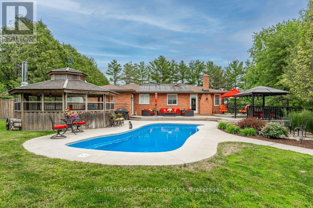 6954 Fife Road, Guelph/eramosa, Ontario  N1H 6J4 - Photo 2 - X12041486