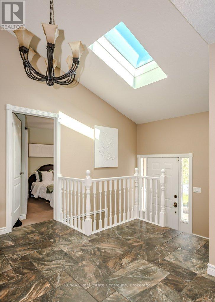 6954 Fife Road, Guelph/eramosa, Ontario  N1H 6J4 - Photo 6 - X12041486
