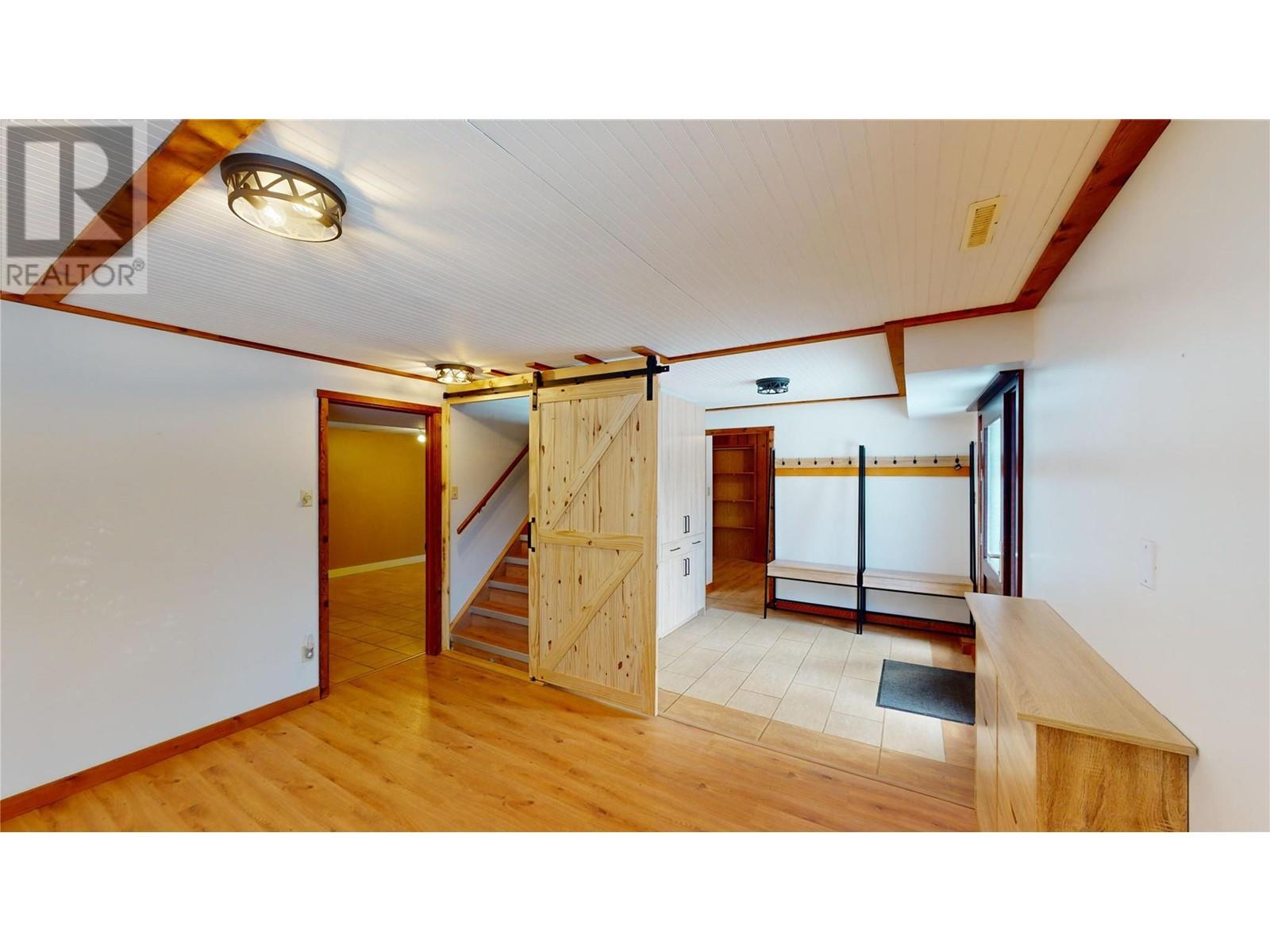 3450 Silver Spring Drive, Cranbrook, British Columbia  V1C 6X8 - Photo 33 - 10334271