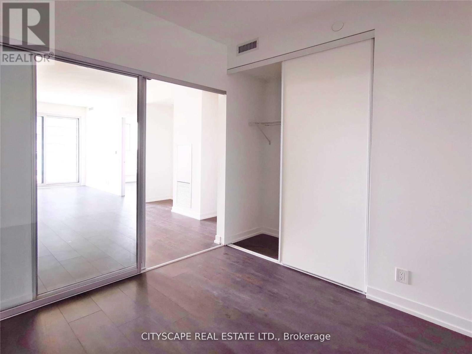 2508 - 898 Portage Parkway, Vaughan, Ontario  L4K 0J6 - Photo 8 - N12041507