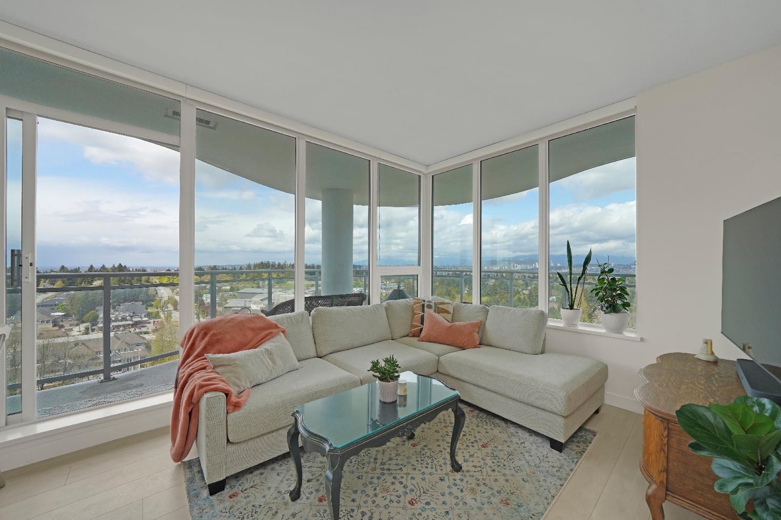 1501 13318 104 Avenue, Surrey, British Columbia  V3T 0R2 - Photo 2 - R2980934