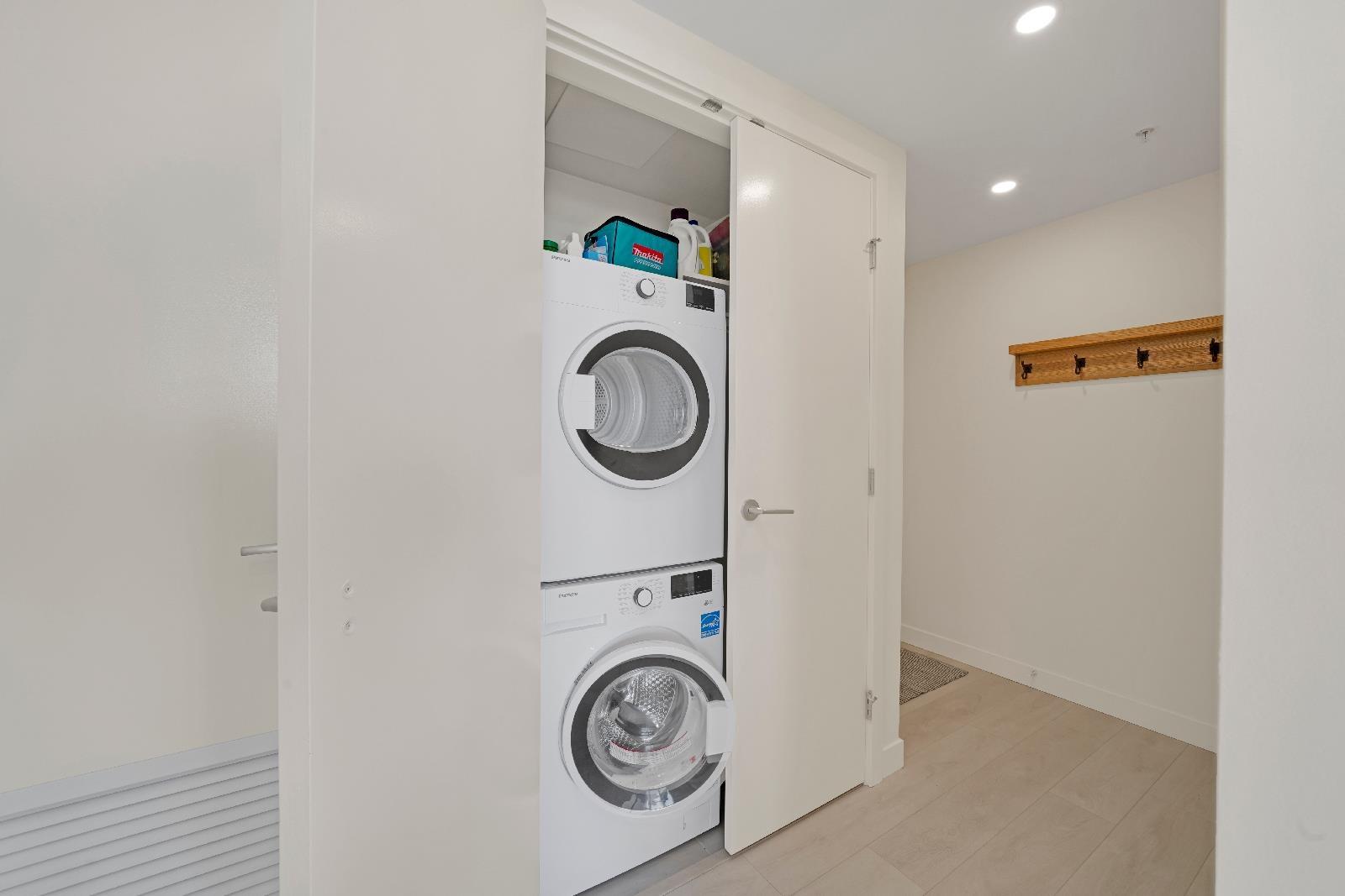 1501 13318 104 Avenue, Surrey, British Columbia  V3T 0R2 - Photo 22 - R2980934