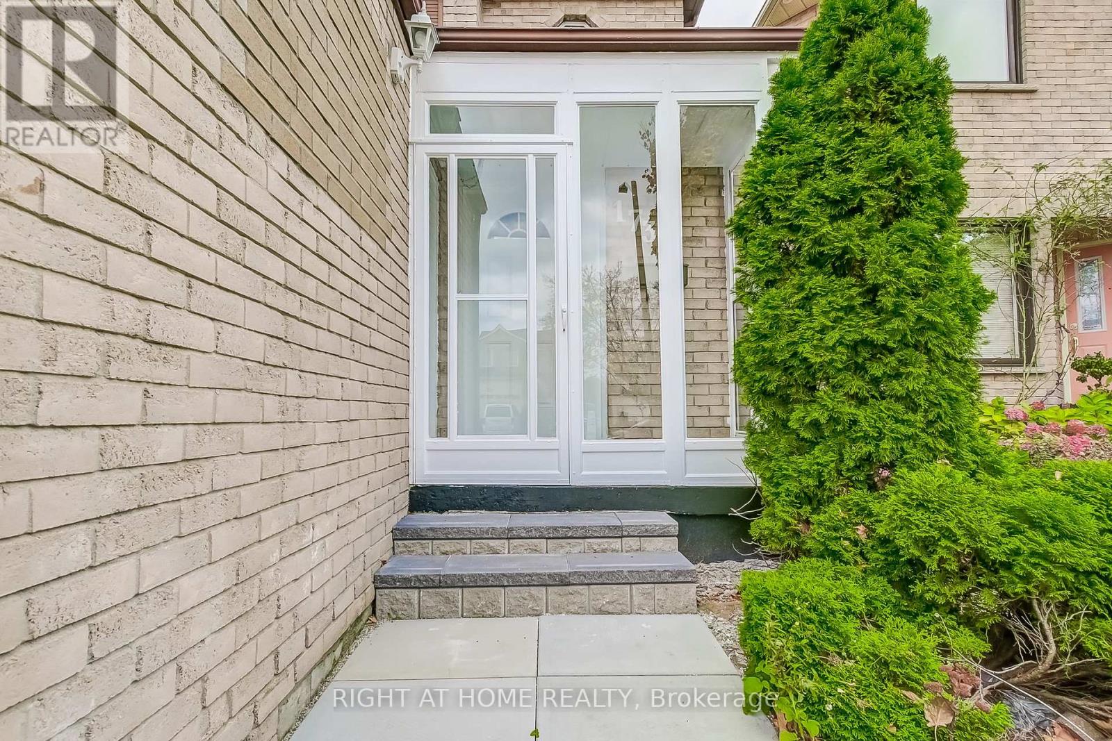 Property at 1739 PRINCELEA PLACE image 4