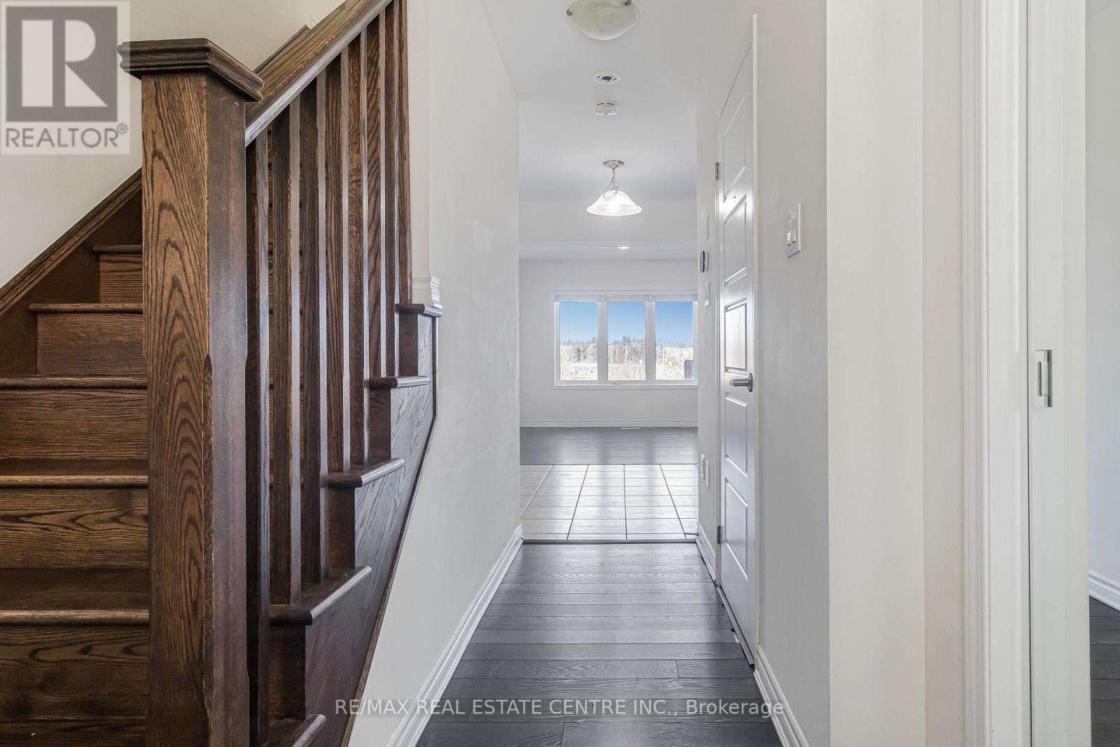 Property at 7 - 455 GUELPH AVENUE image 4