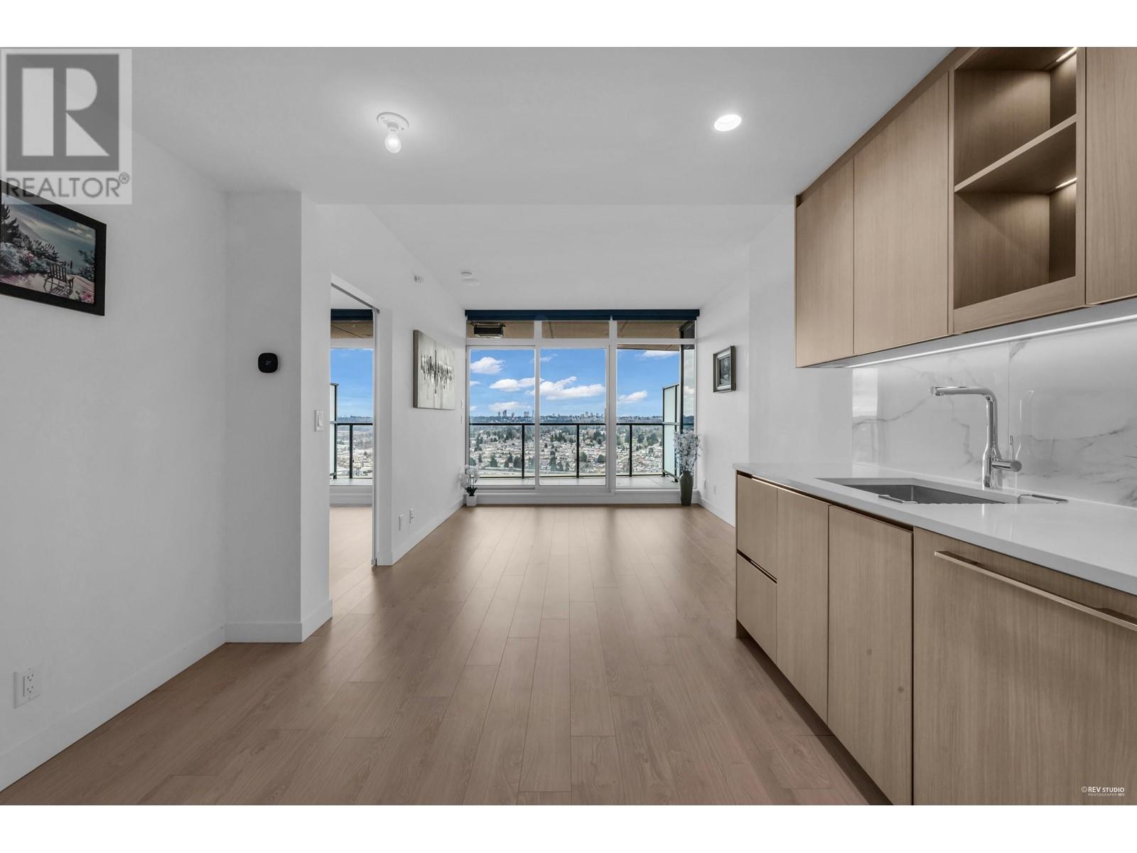 3310 4890 Lougheed Highway, Burnaby, British Columbia  V5V 0N2 - Photo 3 - R2982073
