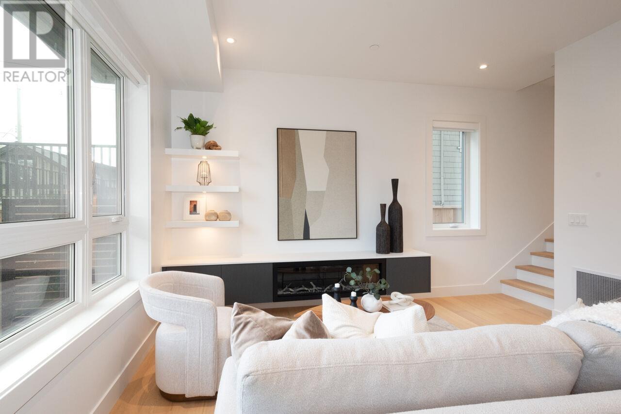 2723 Mcgill Street, Vancouver, British Columbia  V5K 1H4 - Photo 8 - R2982076