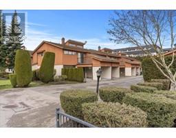 11 8451 COOK ROAD, Richmond, British Columbia