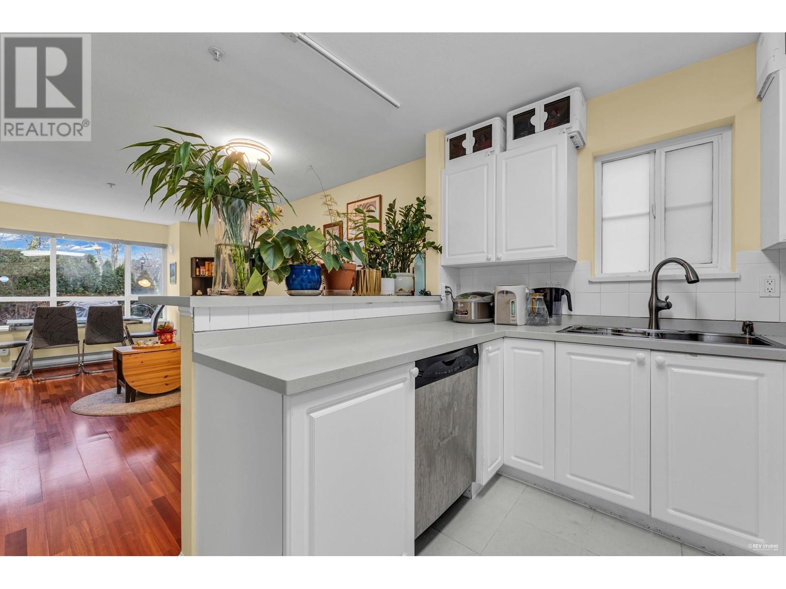 111 6588 Southoaks Crescent, Burnaby, British Columbia  V5E 4K1 - Photo 16 - R2982081