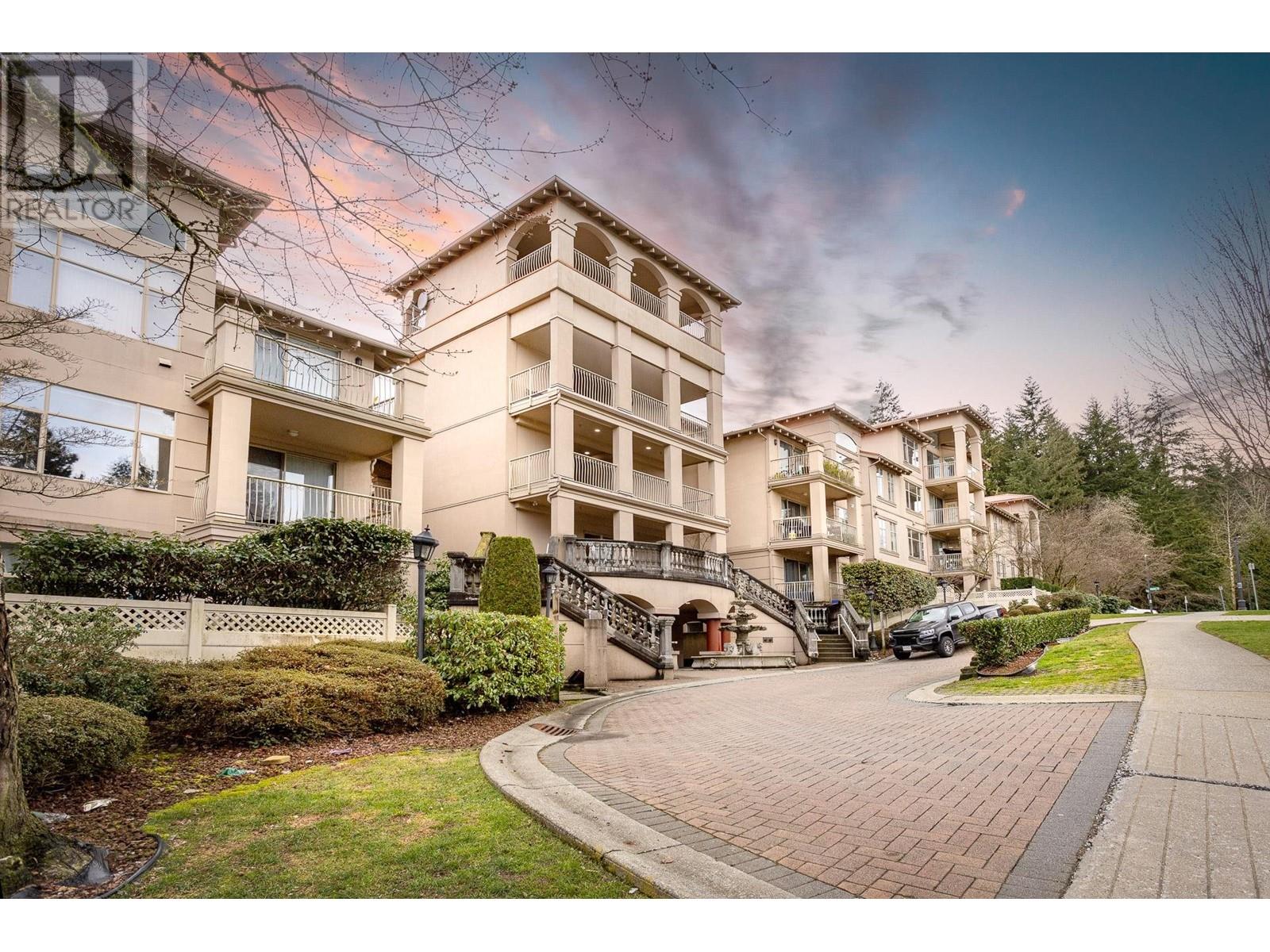 204 3176 Plateau Boulevard, Coquitlam, British Columbia  V3E 3J2 - Photo 2 - R2982103
