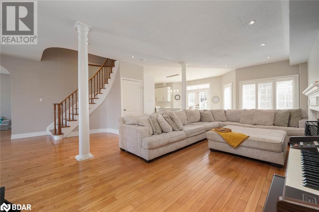 Property at 27 WILLOW FERN Drive image 4