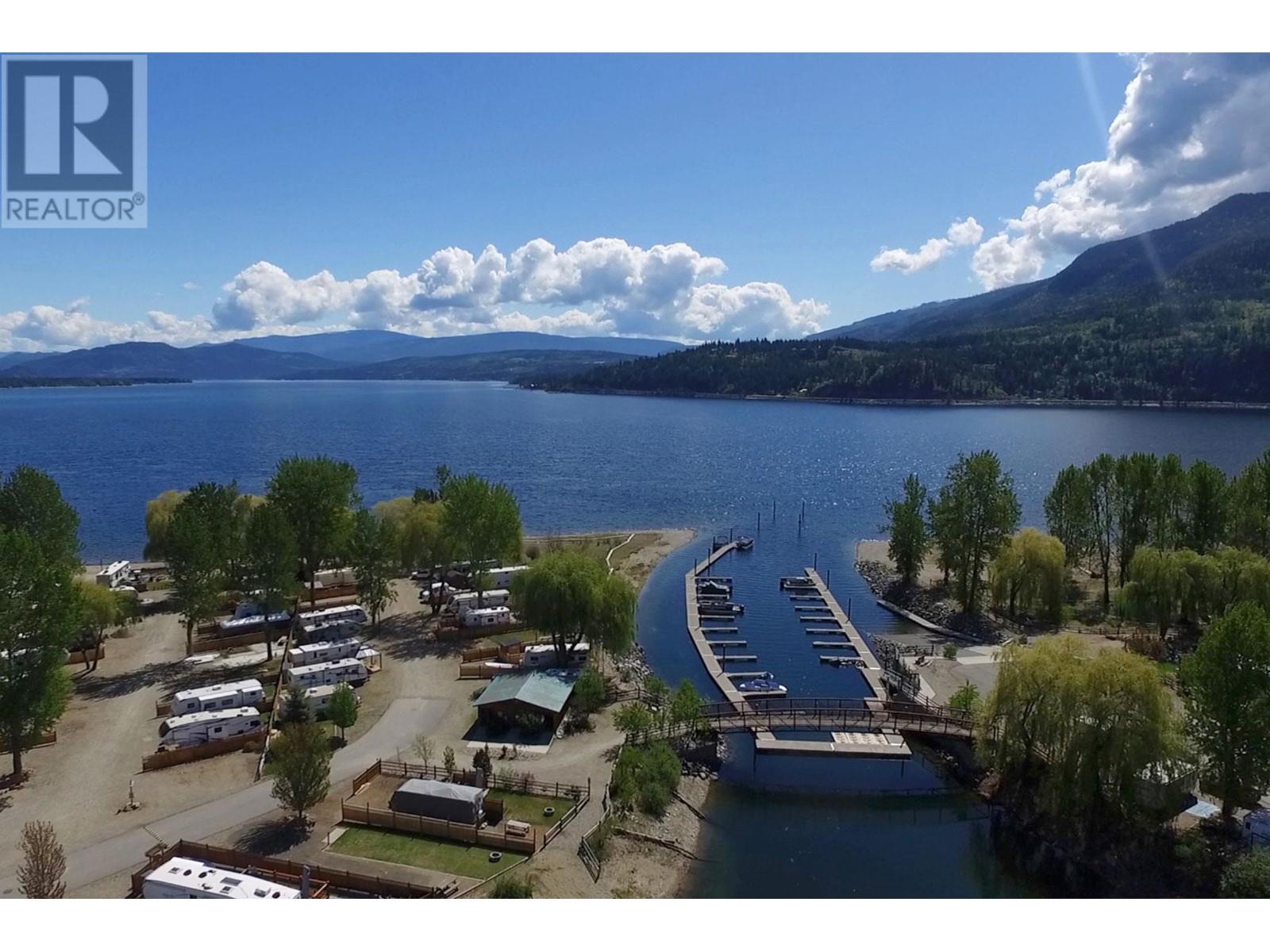 8 Eagle Lane, Lee Creek, British Columbia  V0E 1M4 - Photo 9 - 10340007