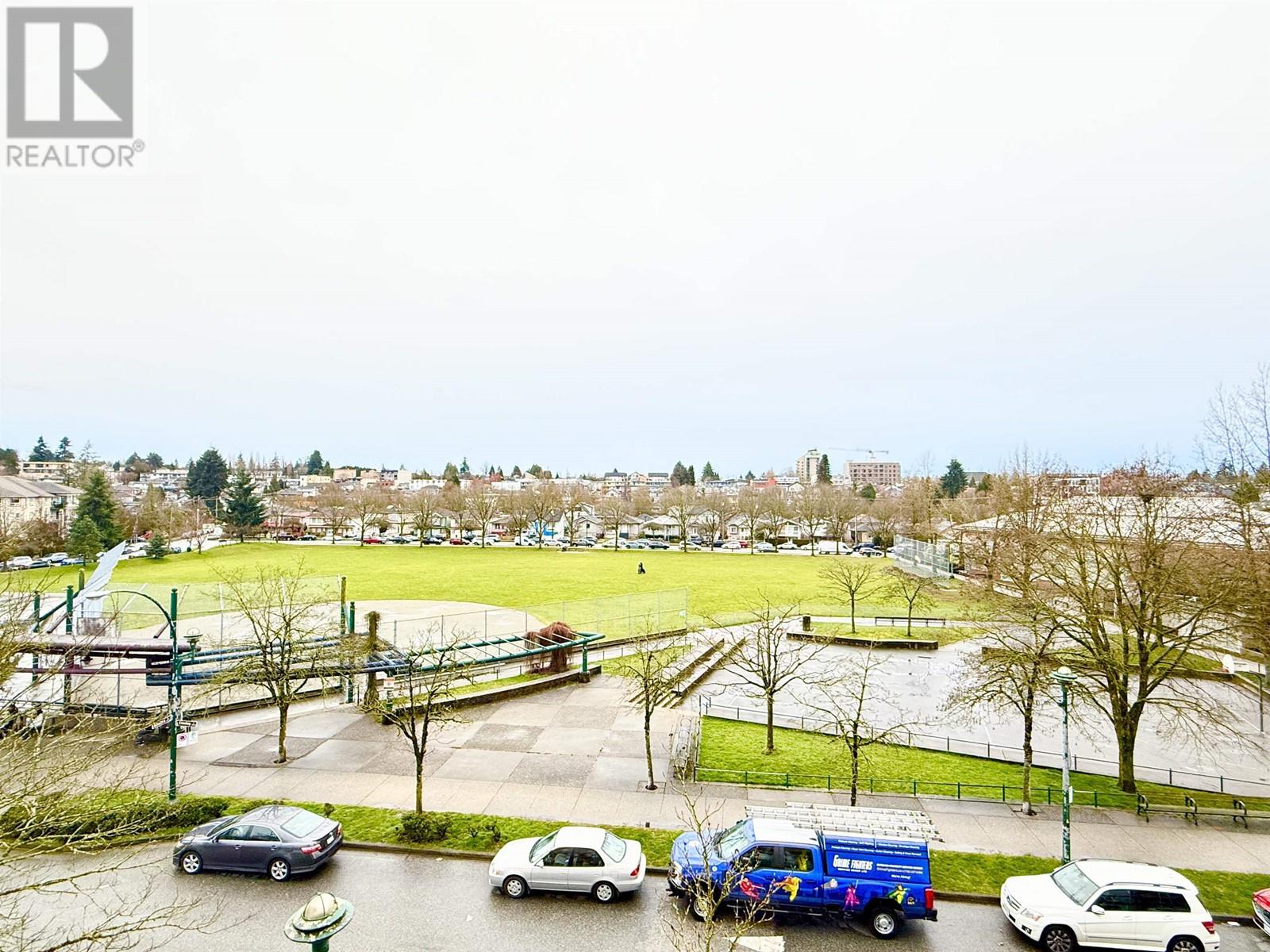 401 3463 Crowley Drive, Vancouver, British Columbia  V5R 6C6 - Photo 11 - R2981438
