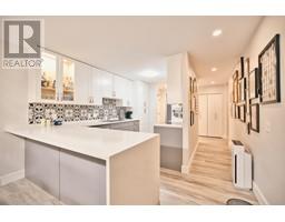 T1801 3970 CARRIGAN COURT, Burnaby, British Columbia