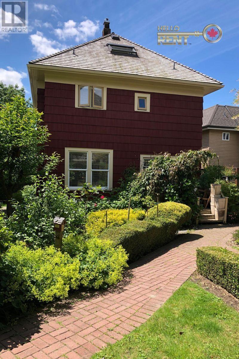 254 E Keith Road, North Vancouver, British Columbia  V7L 1V5 - Photo 4 - R2979667