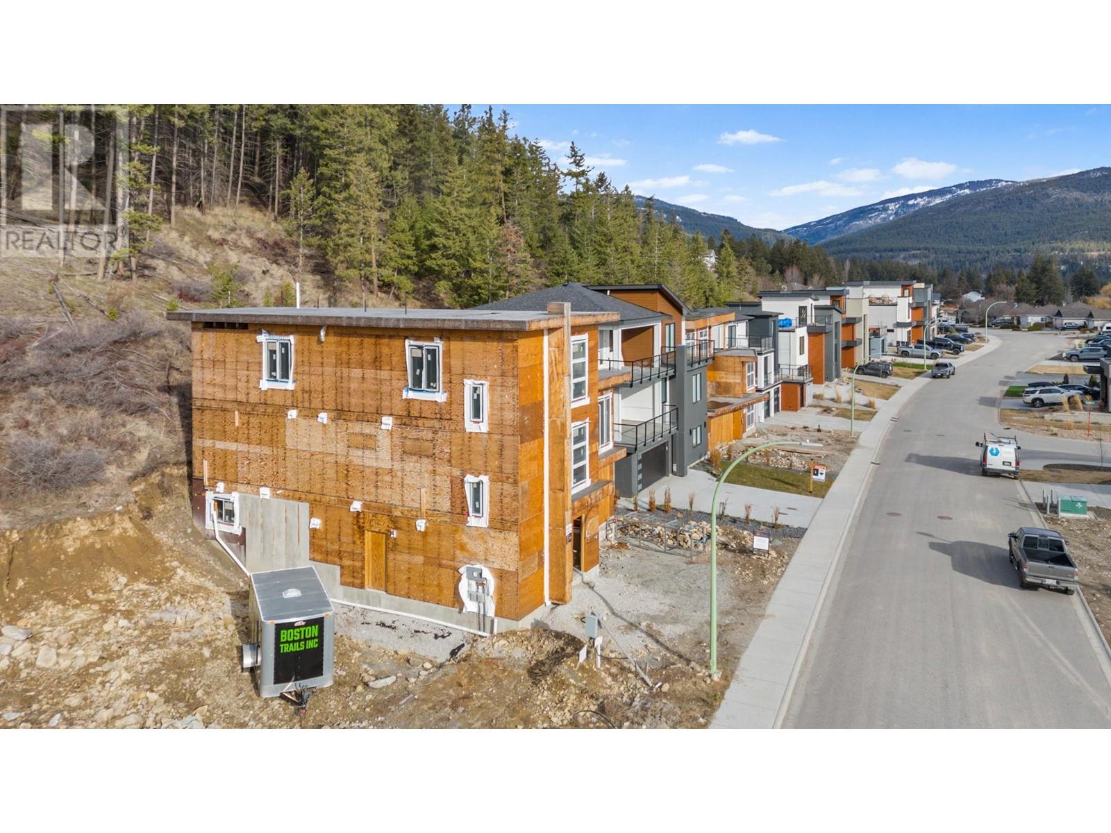 3742 Astoria Drive, West Kelowna, British Columbia  V4T 0B1 - Photo 5 - 10340641