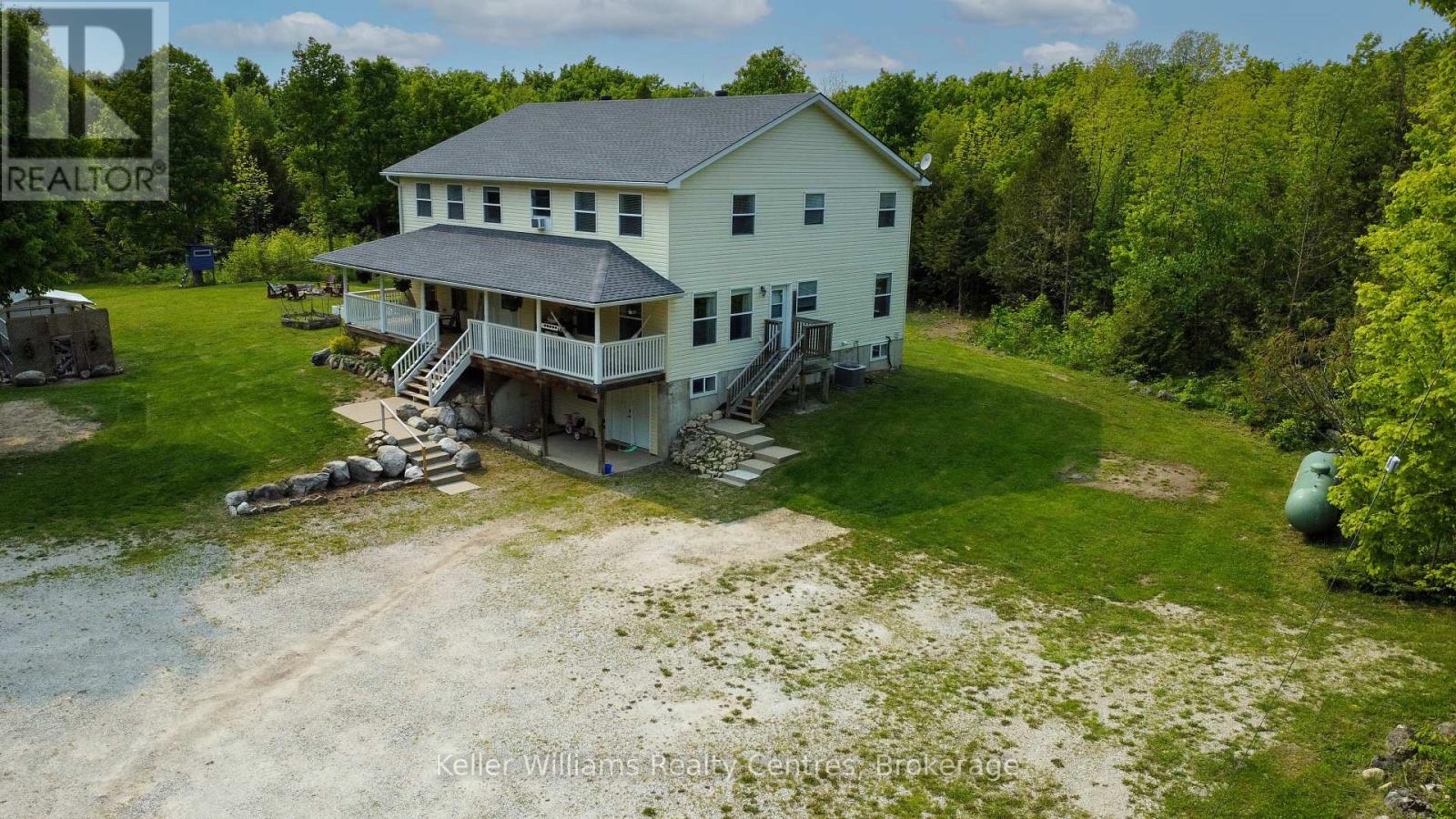 179482 Grey Road 17, Georgian Bluffs, Ontario  N0H 2T0 - Photo 2 - X11995071