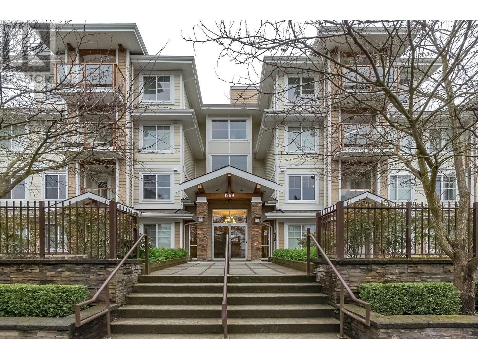 109 1969 Westminster Avenue, Port Coquitlam, British Columbia  V3B 1E7 - Photo 1 - R2982085