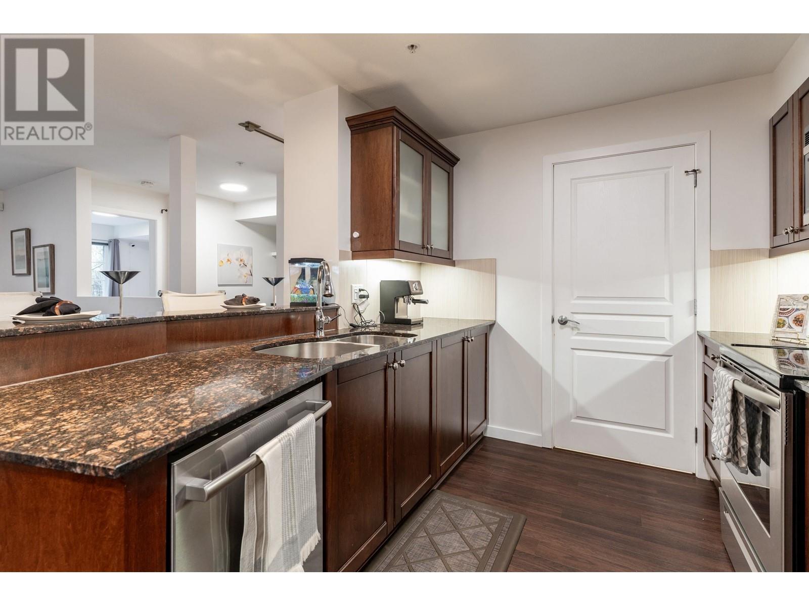 109 1969 Westminster Avenue, Port Coquitlam, British Columbia  V3B 1E7 - Photo 6 - R2982085
