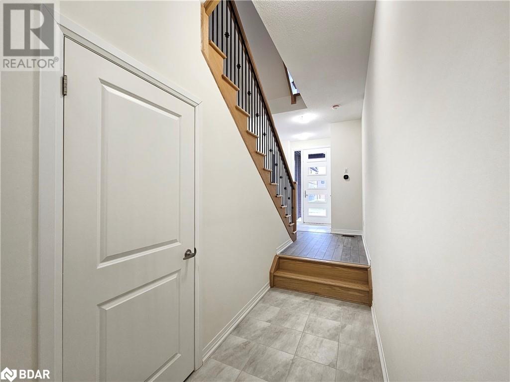 142 Turnberry Lane, Barrie, Ontario  L4N 6A3 - Photo 19 - 40710318