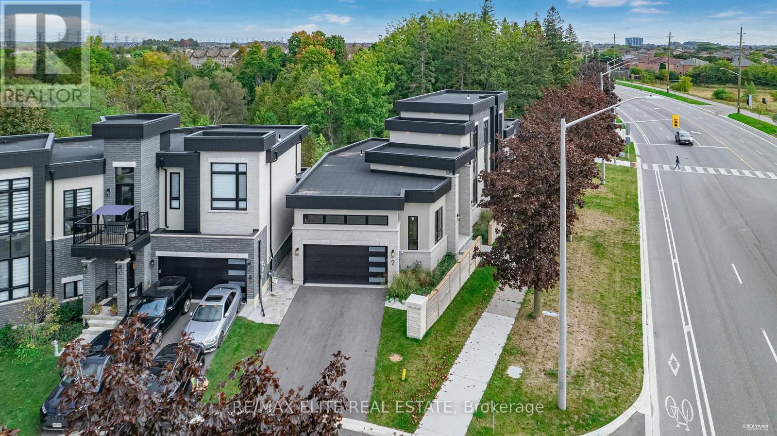 2 Tidmarsh Lane, Ajax, Ontario  L1T 4S1 - Photo 2 - E12041585