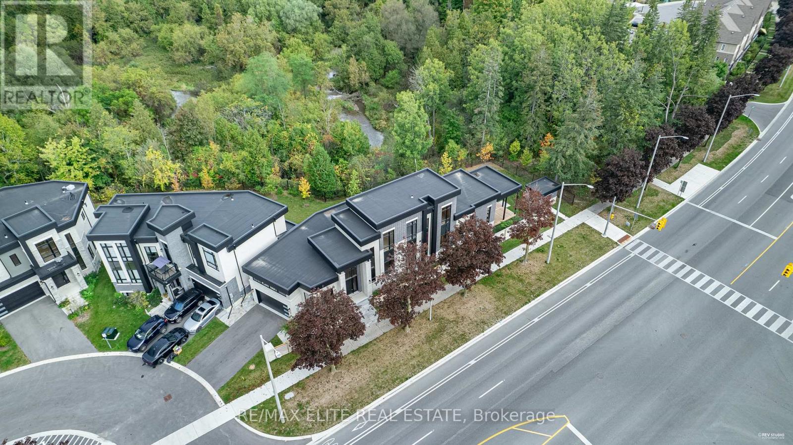 2 Tidmarsh Lane, Ajax, Ontario  L1T 4S1 - Photo 3 - E12041585