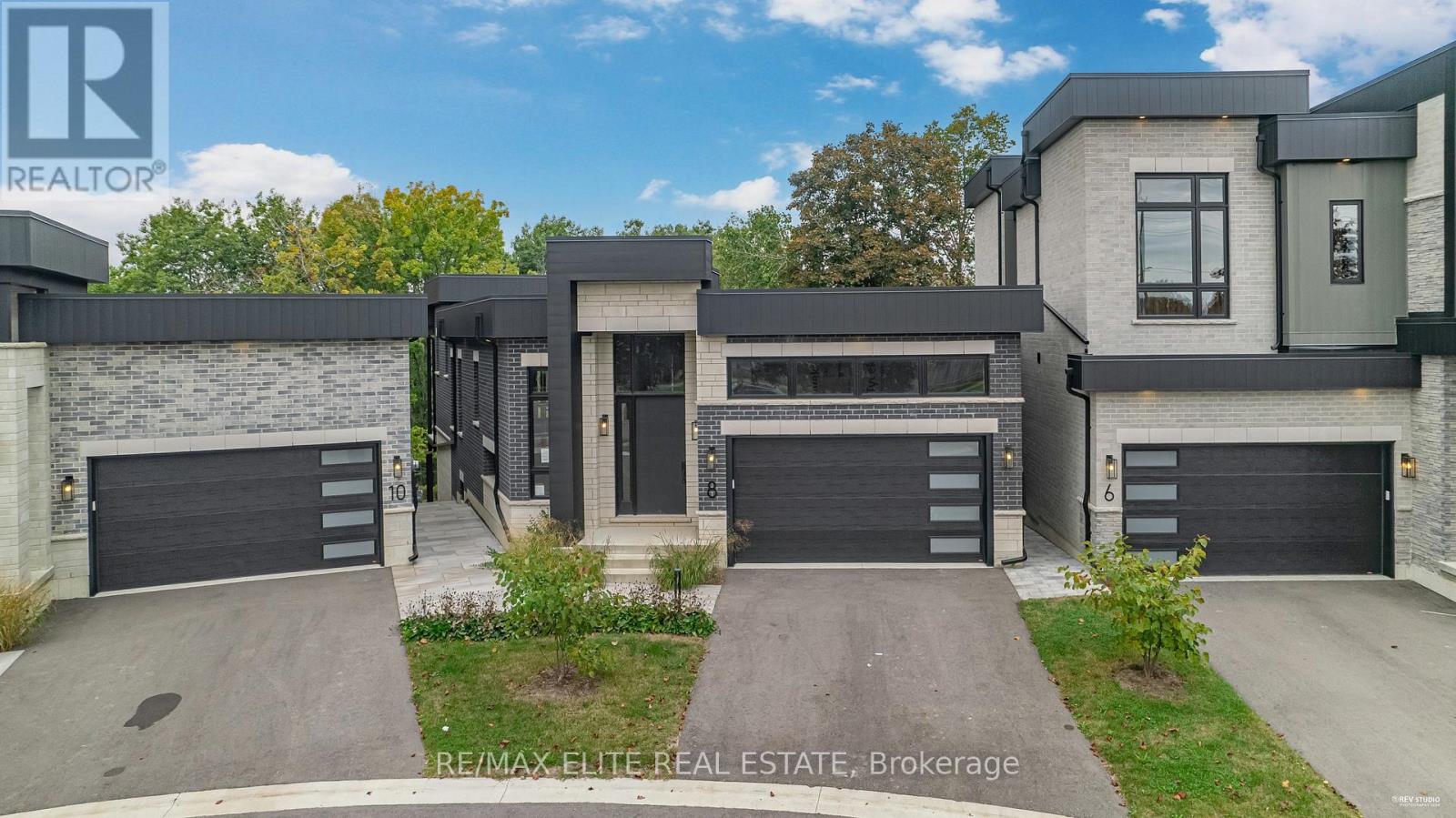 8 Tidmarsh Lane, Ajax, Ontario  L1T 4S1 - Photo 2 - E12041610