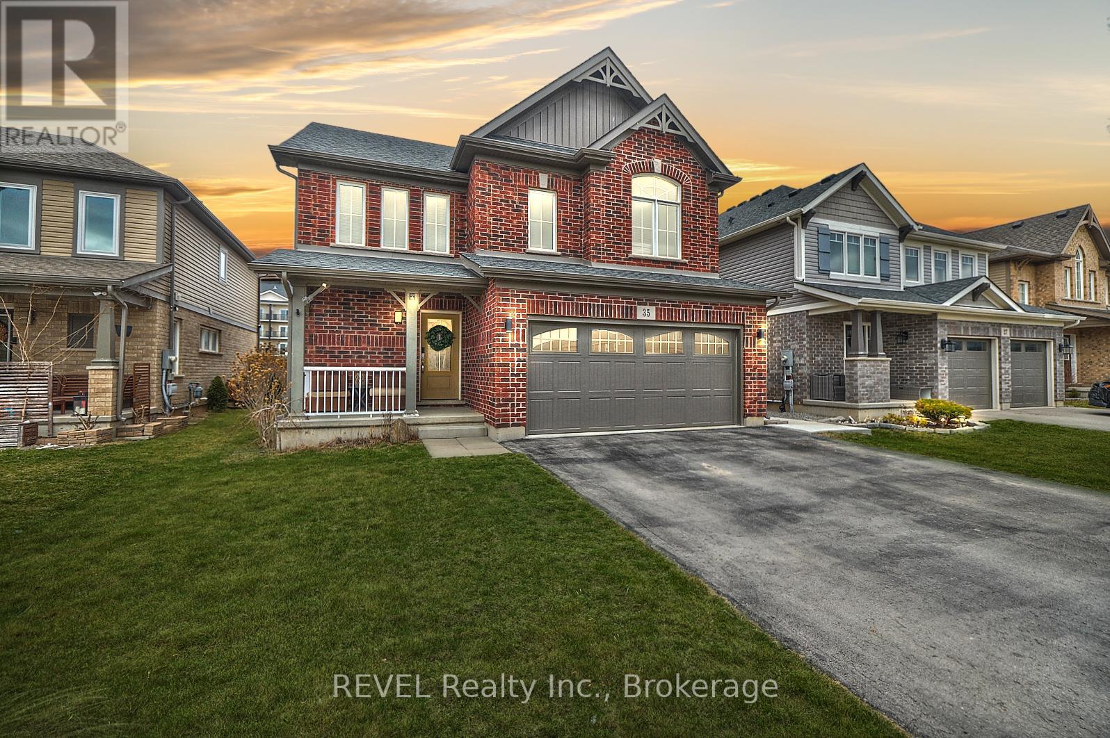 Property at 35 SPRUCE CRESCENT image 1