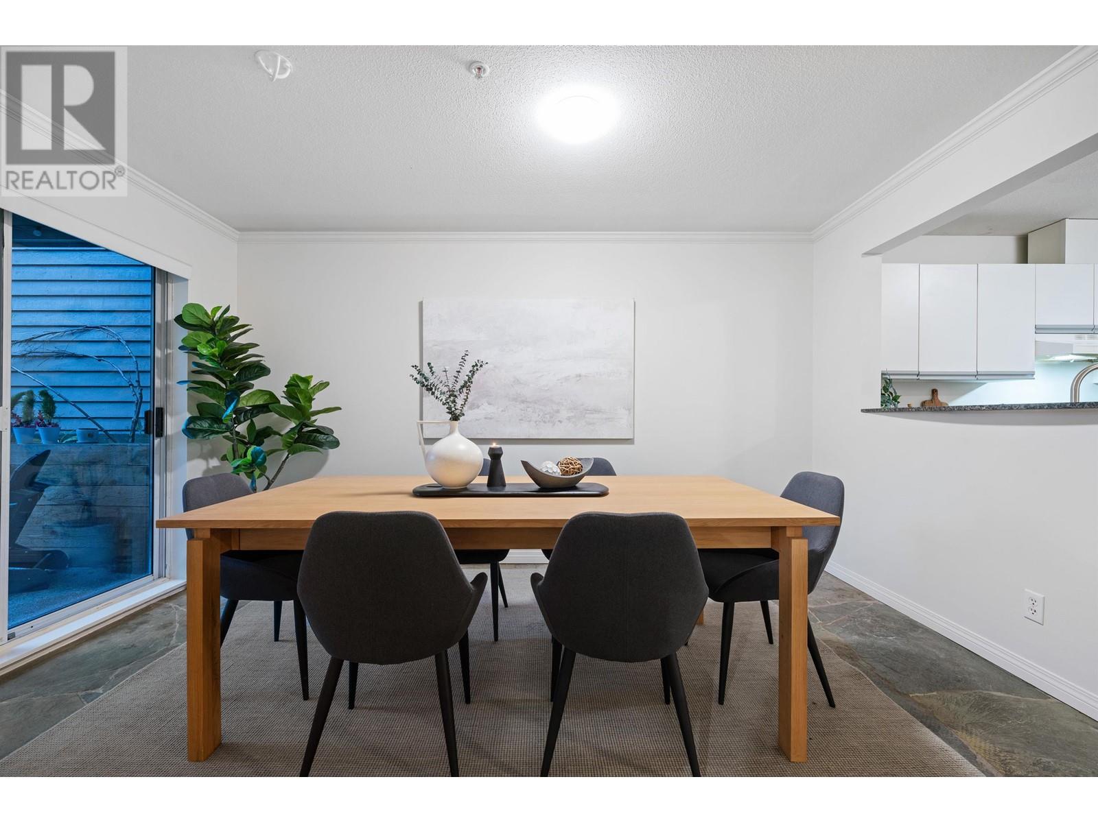 309 1050 Bowron Court, North Vancouver, British Columbia  V7H 2X6 - Photo 11 - R2982105