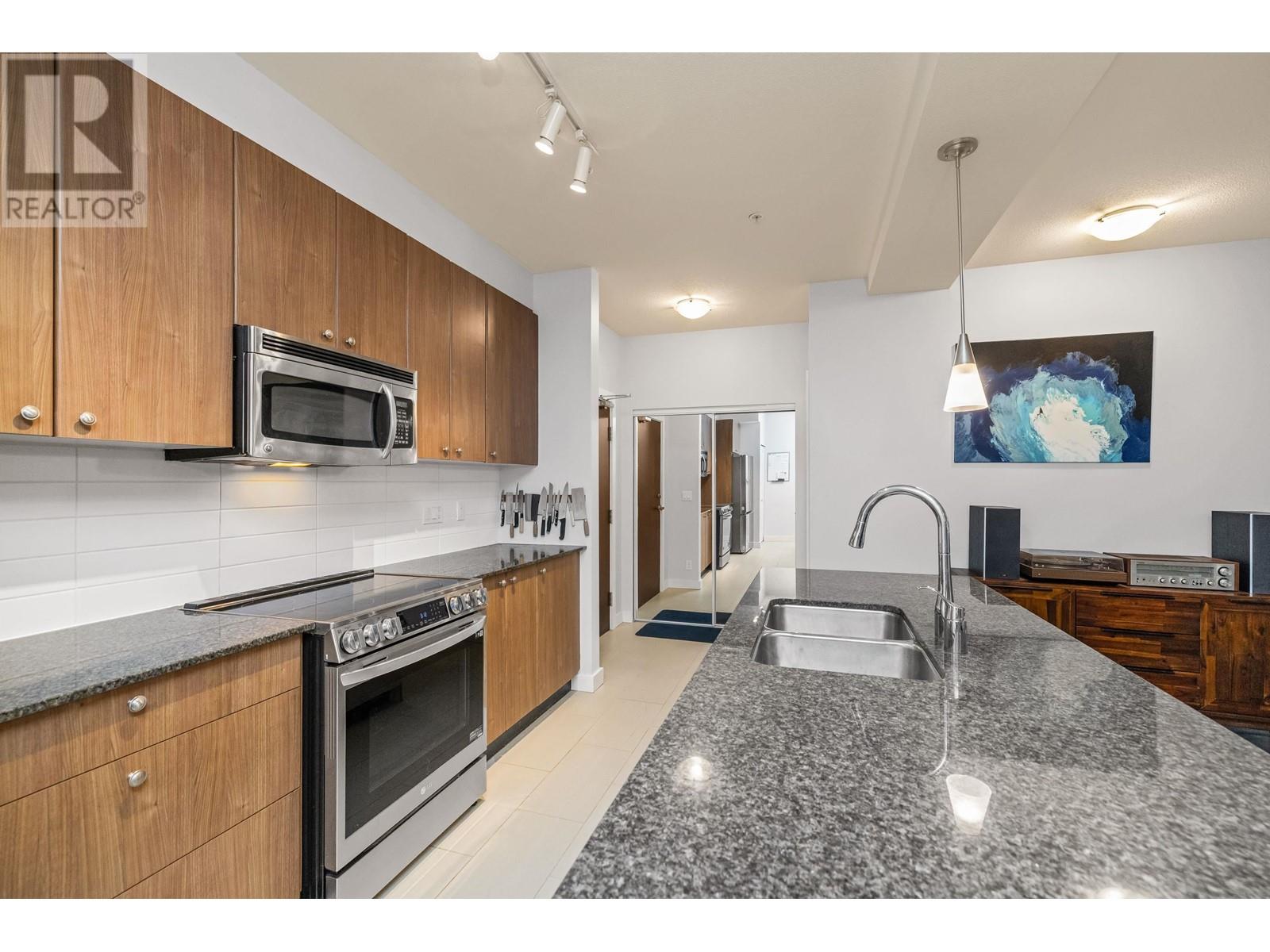 205 250 Francis Way, New Westminster, British Columbia  V3L 0E6 - Photo 11 - R2982115
