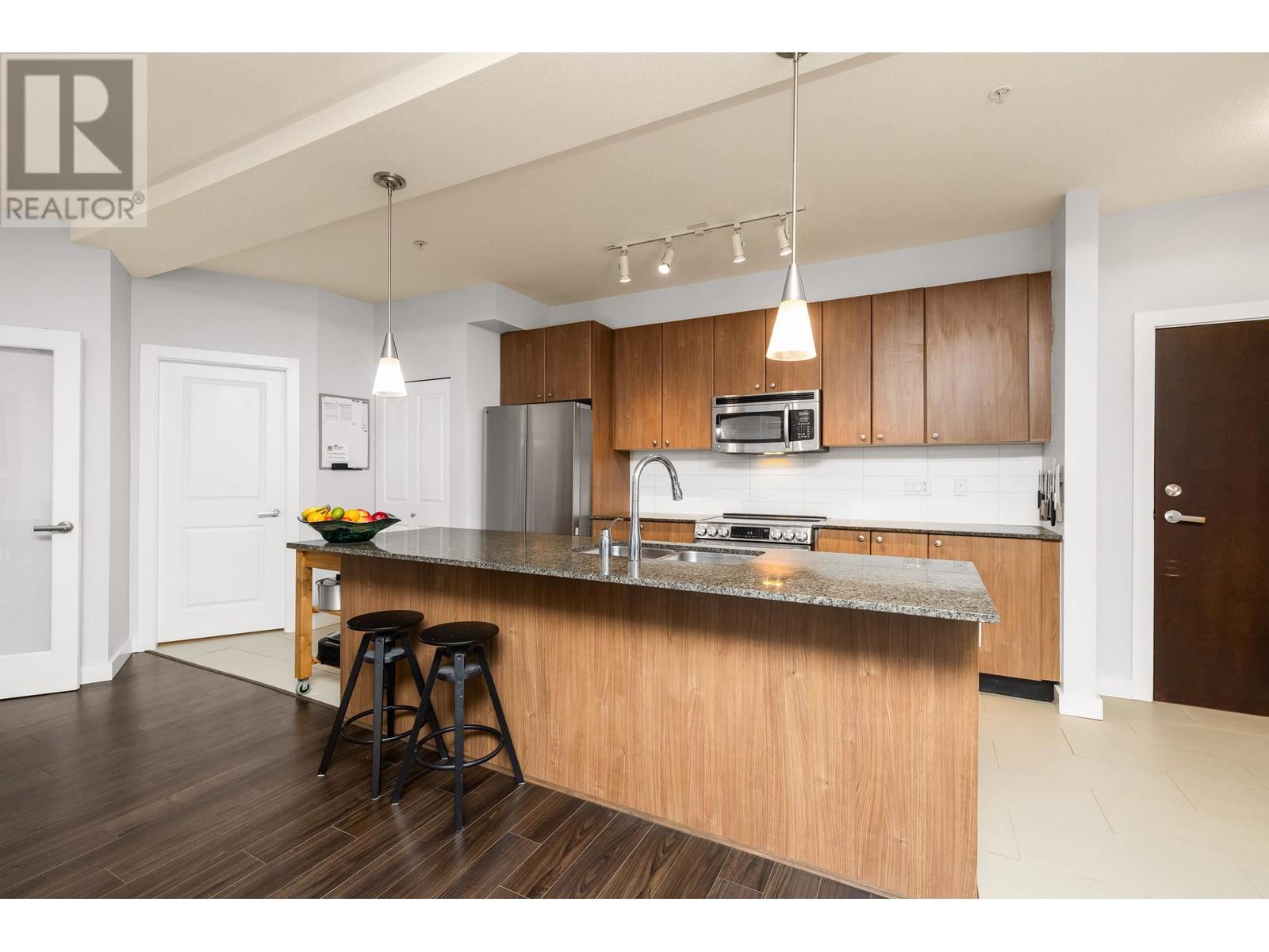 205 250 Francis Way, New Westminster, British Columbia  V3L 0E6 - Photo 7 - R2982115