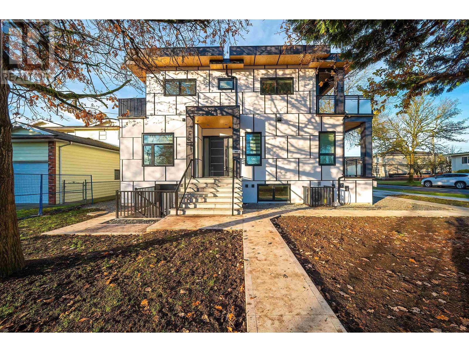 Property at 7033 NE INVERNESS STREET image 1
