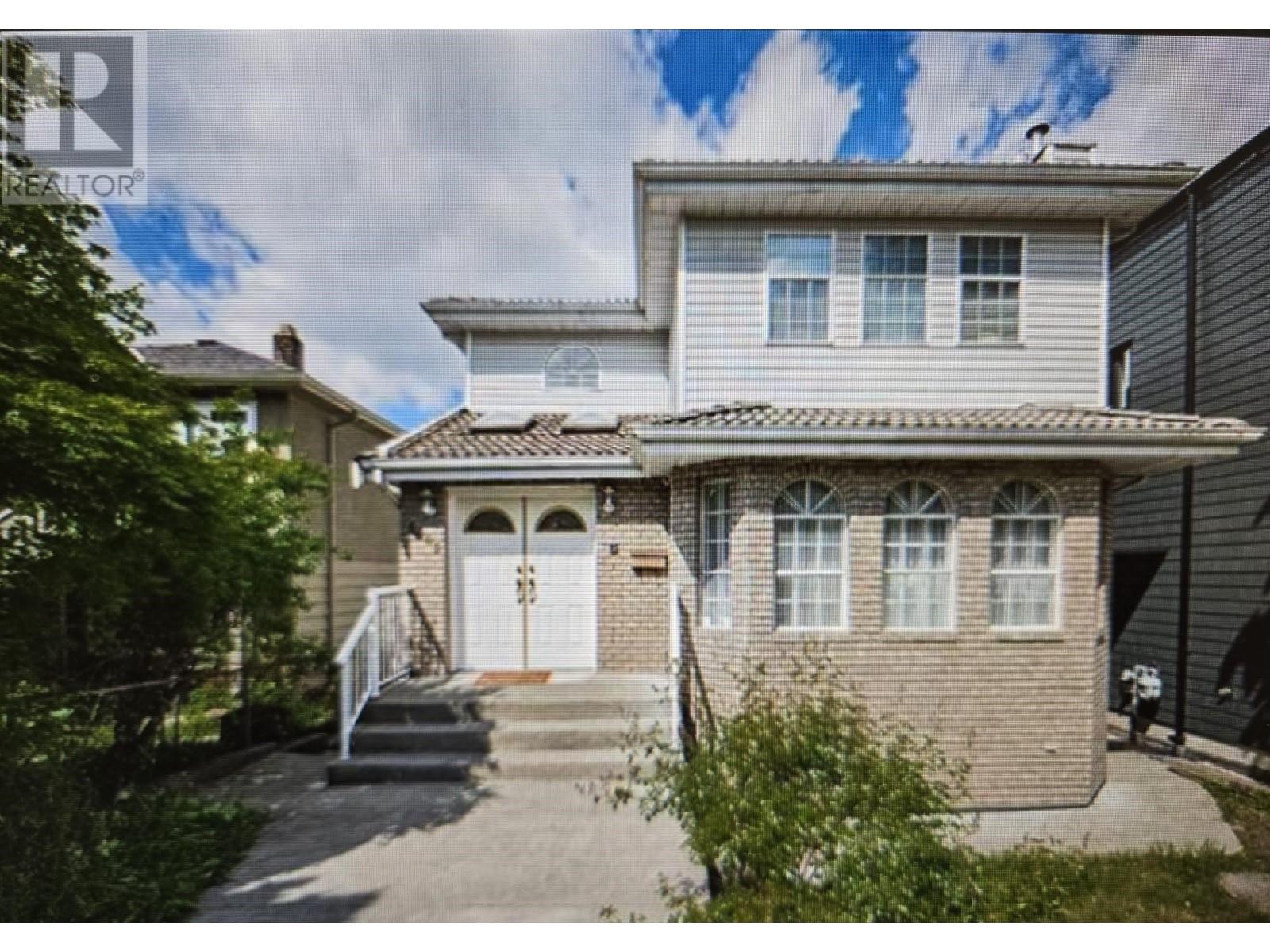 5009 St. Catherines Street, Vancouver, British Columbia  V5W 3E9 - Photo 1 - R2982112