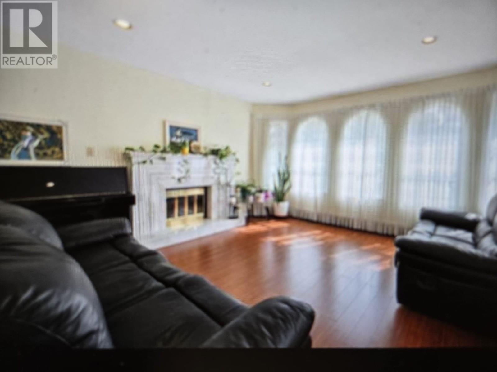 5009 St. Catherines Street, Vancouver, British Columbia  V5W 3E9 - Photo 4 - R2982112