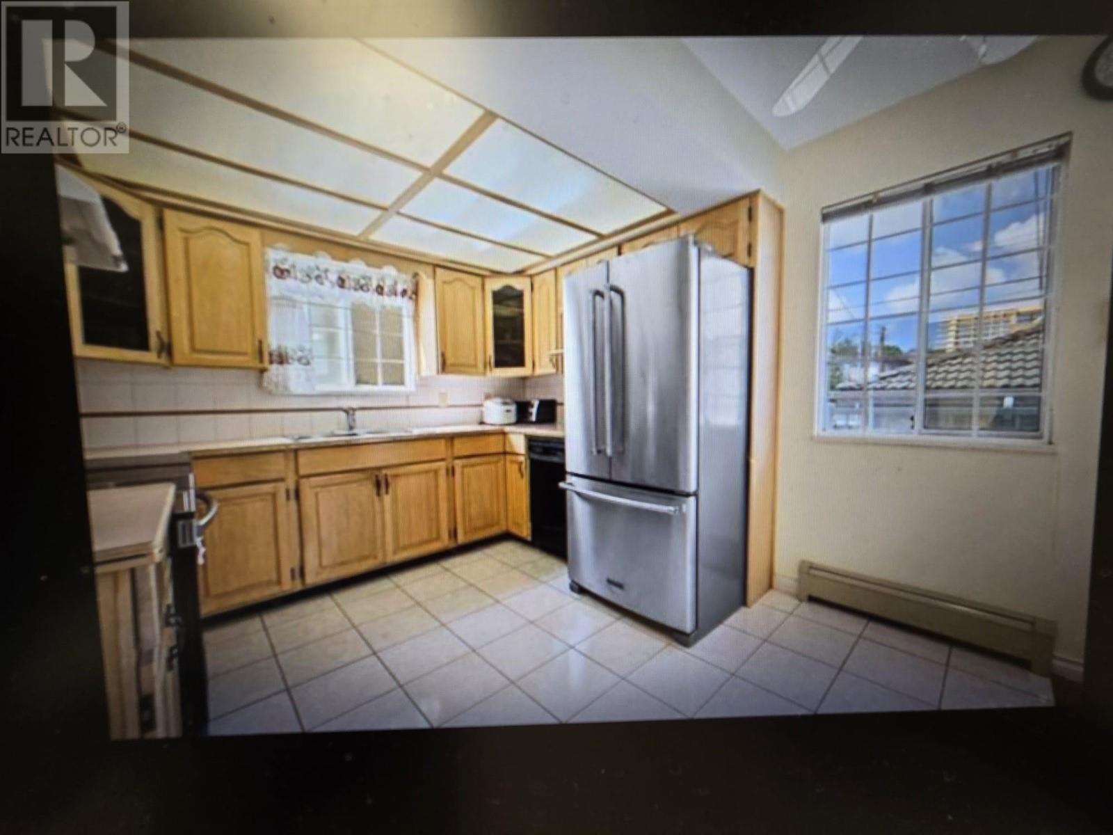 5009 St. Catherines Street, Vancouver, British Columbia  V5W 3E9 - Photo 8 - R2982112
