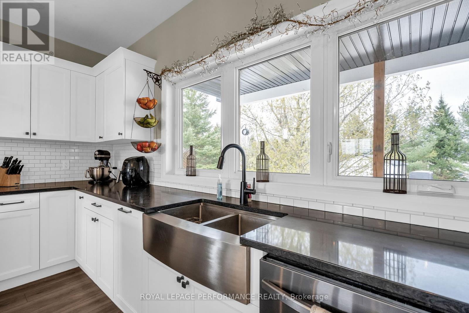 14234 Anderson Road, South Stormont, Ontario  K0C 1M0 - Photo 11 - X12041644