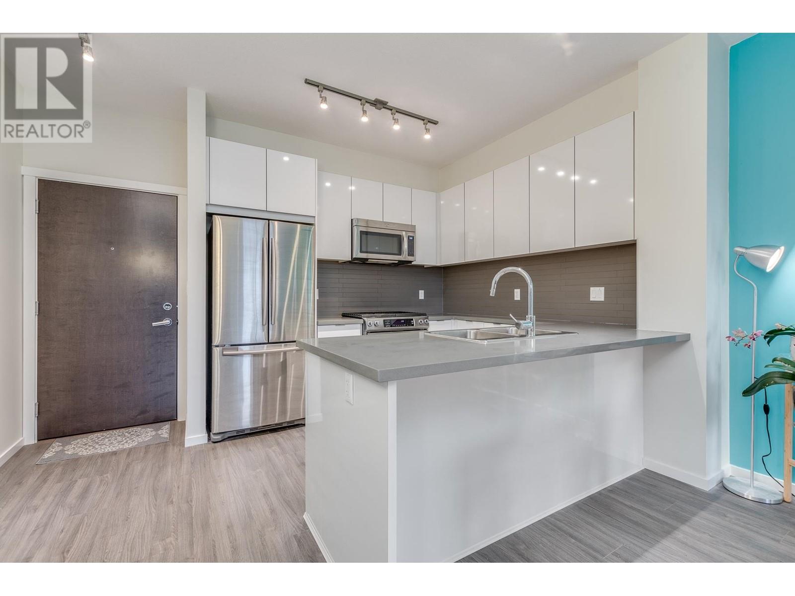 413 3107 Windsor Gate, Coquitlam, British Columbia  V3B 0L1 - Photo 6 - R2981730