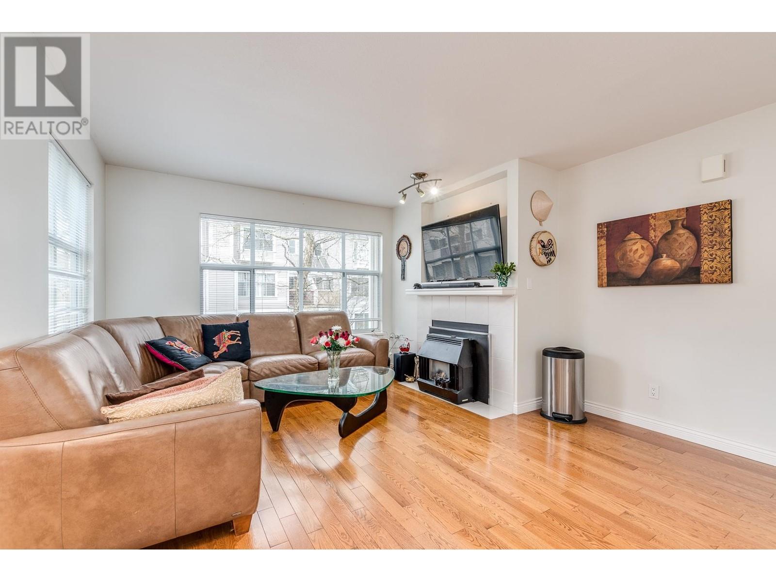 Property at 71 2450 HAWTHORNE AVENUE image 5
